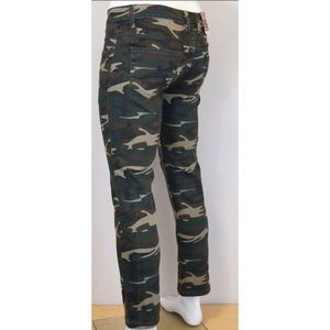 Victorious Camflouag Premium Jeans